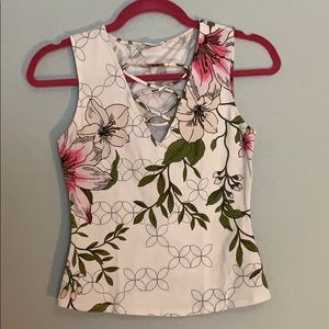 Floral cotton top